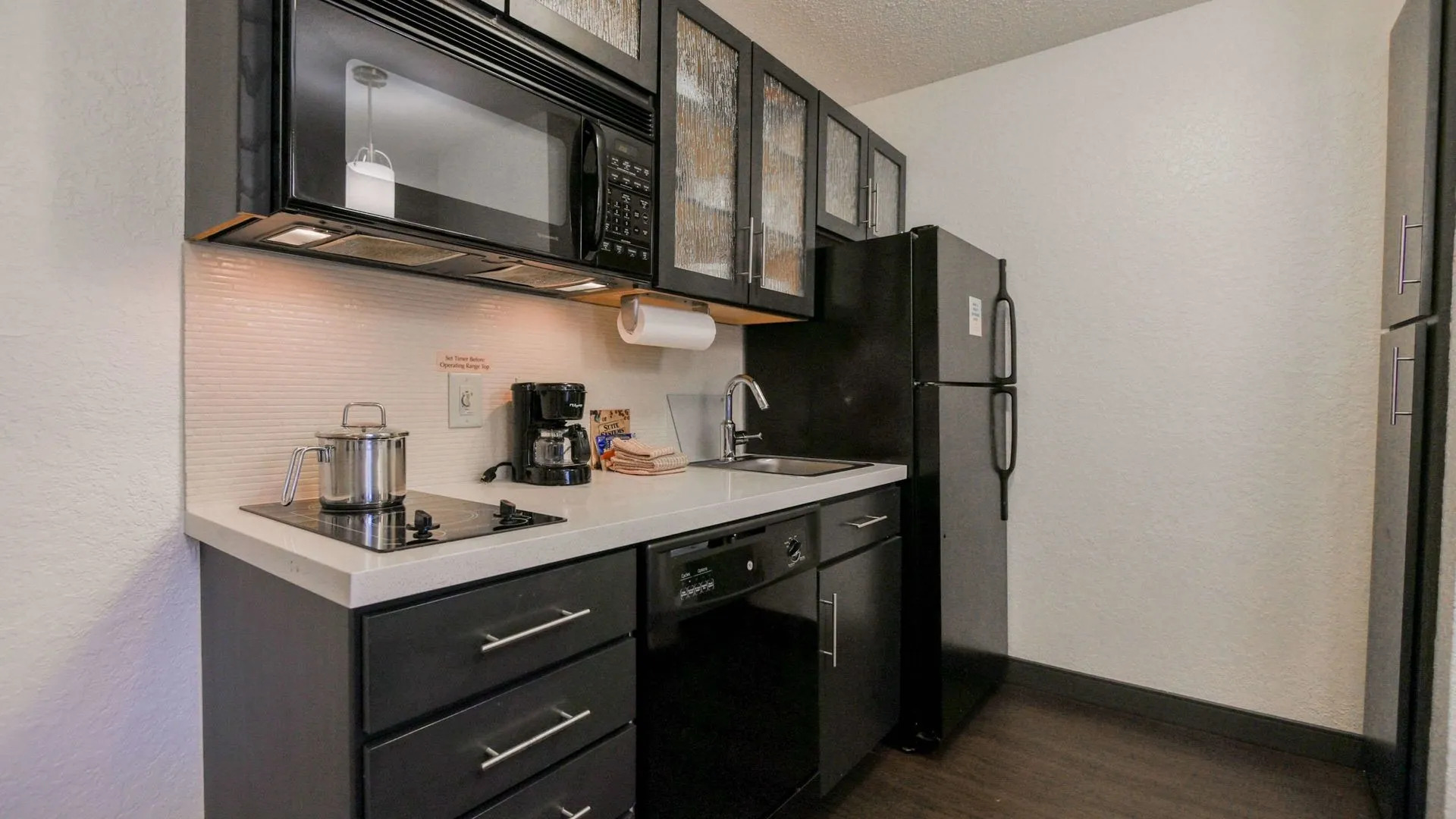 Sonesta Simply Suites Huntsville Research Park