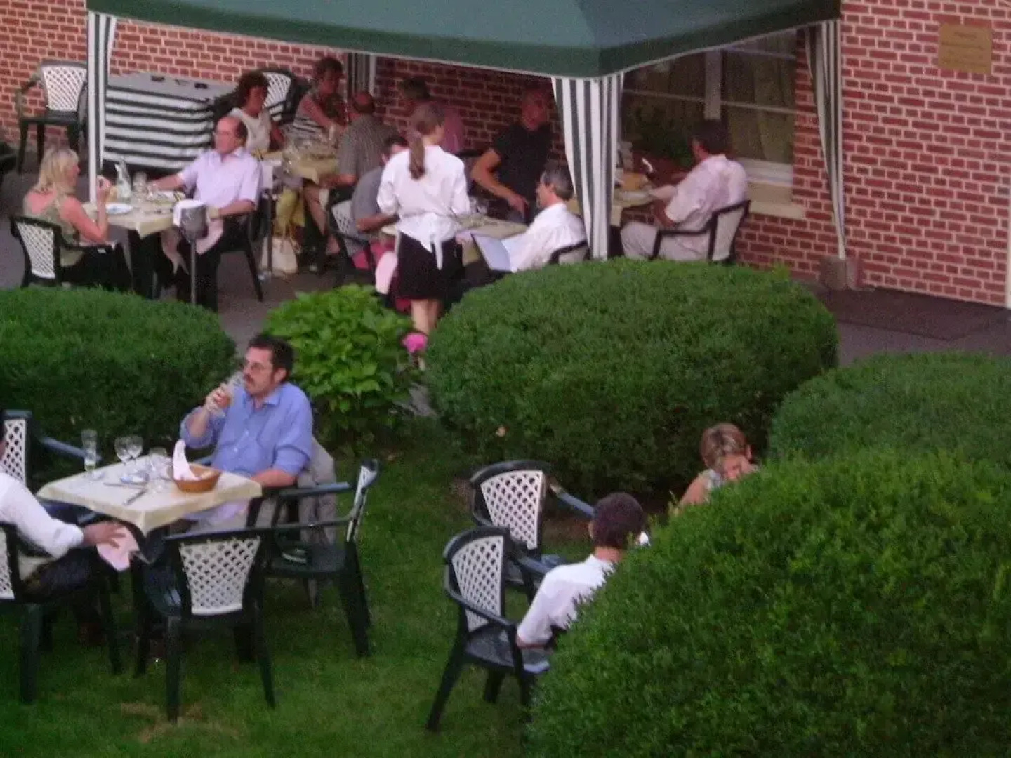 hotel le clos du montvinage