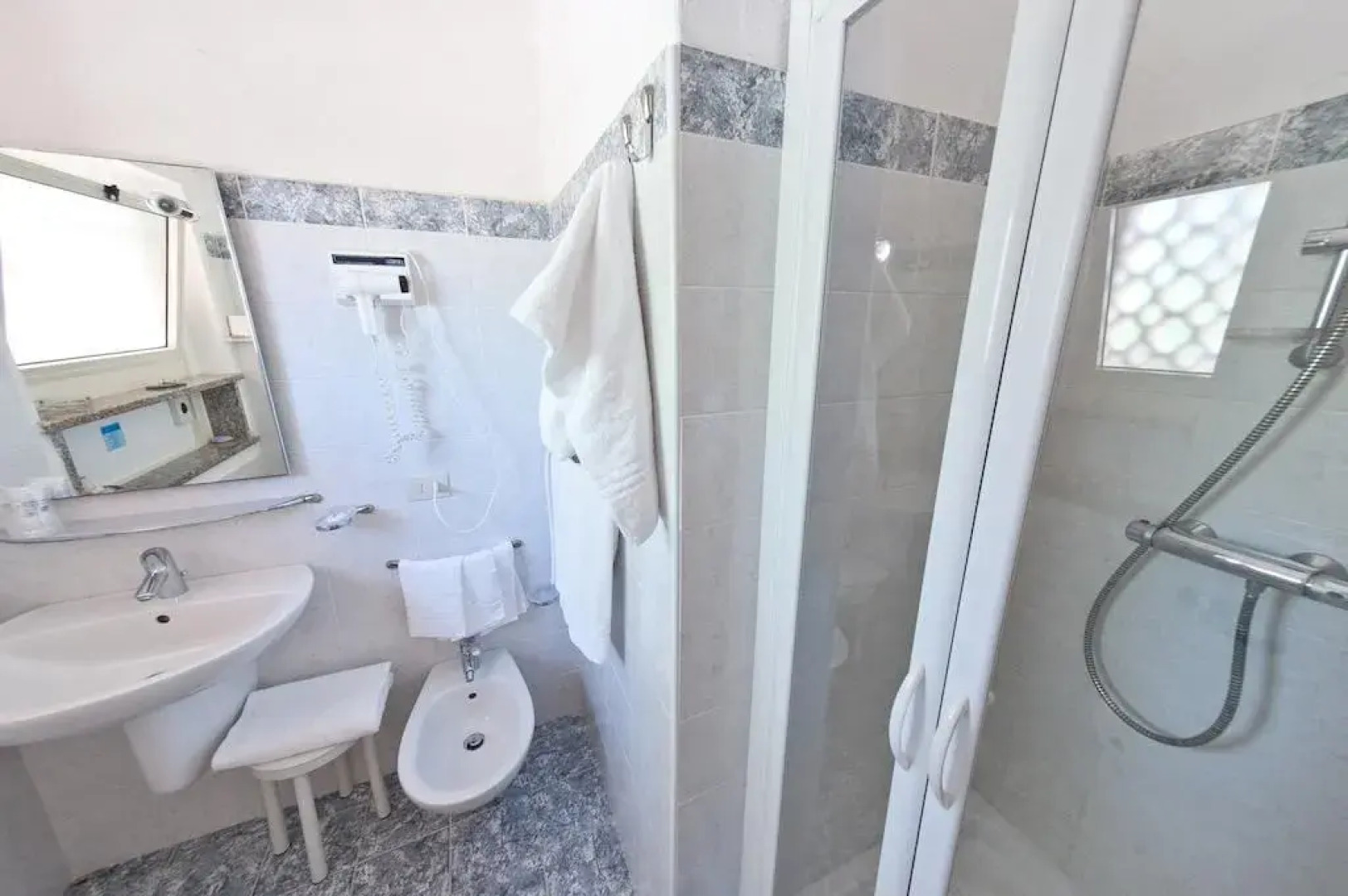 Bungalow Club Village