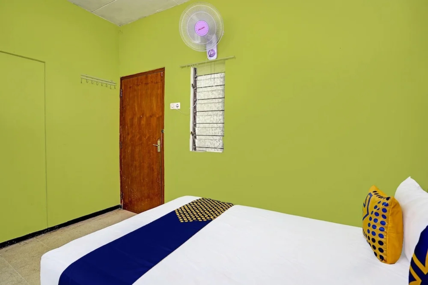 SPOT ON 91716 Kost Yy Syariah