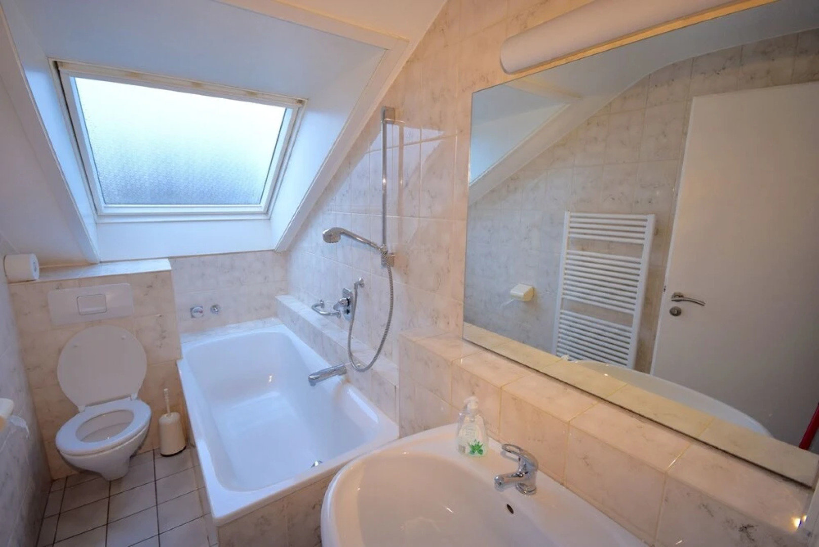 AB Apartments - Apartments Maicklerstrasse