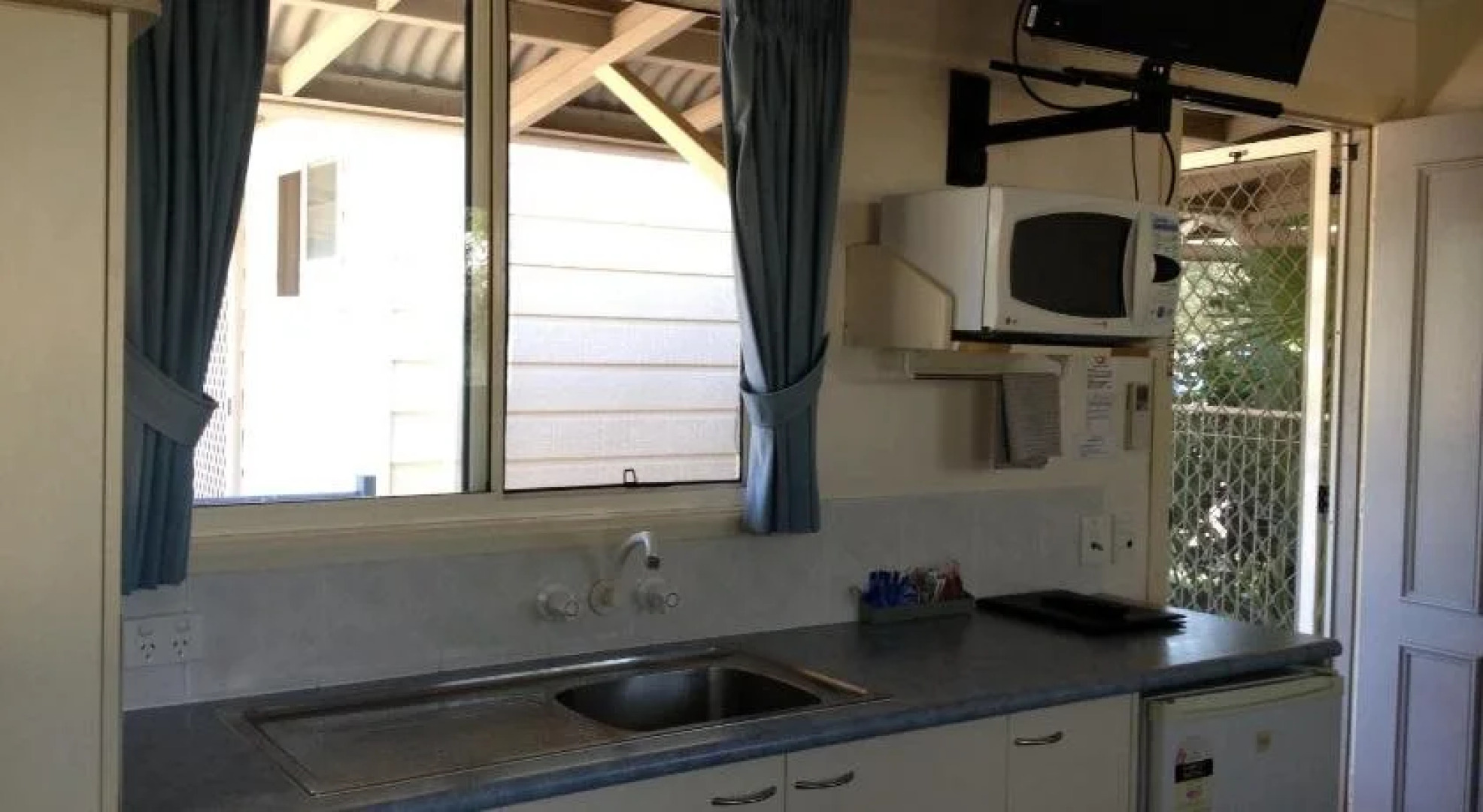 Bottle Tree Gardens Motel