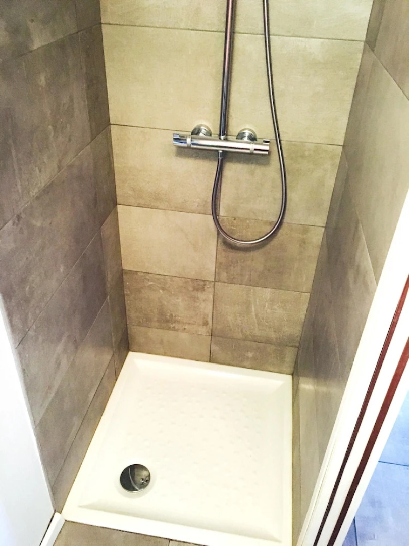 Studio in Roquefort-la-bédoule, With Enclosed Garden and Wifi - 4 km F