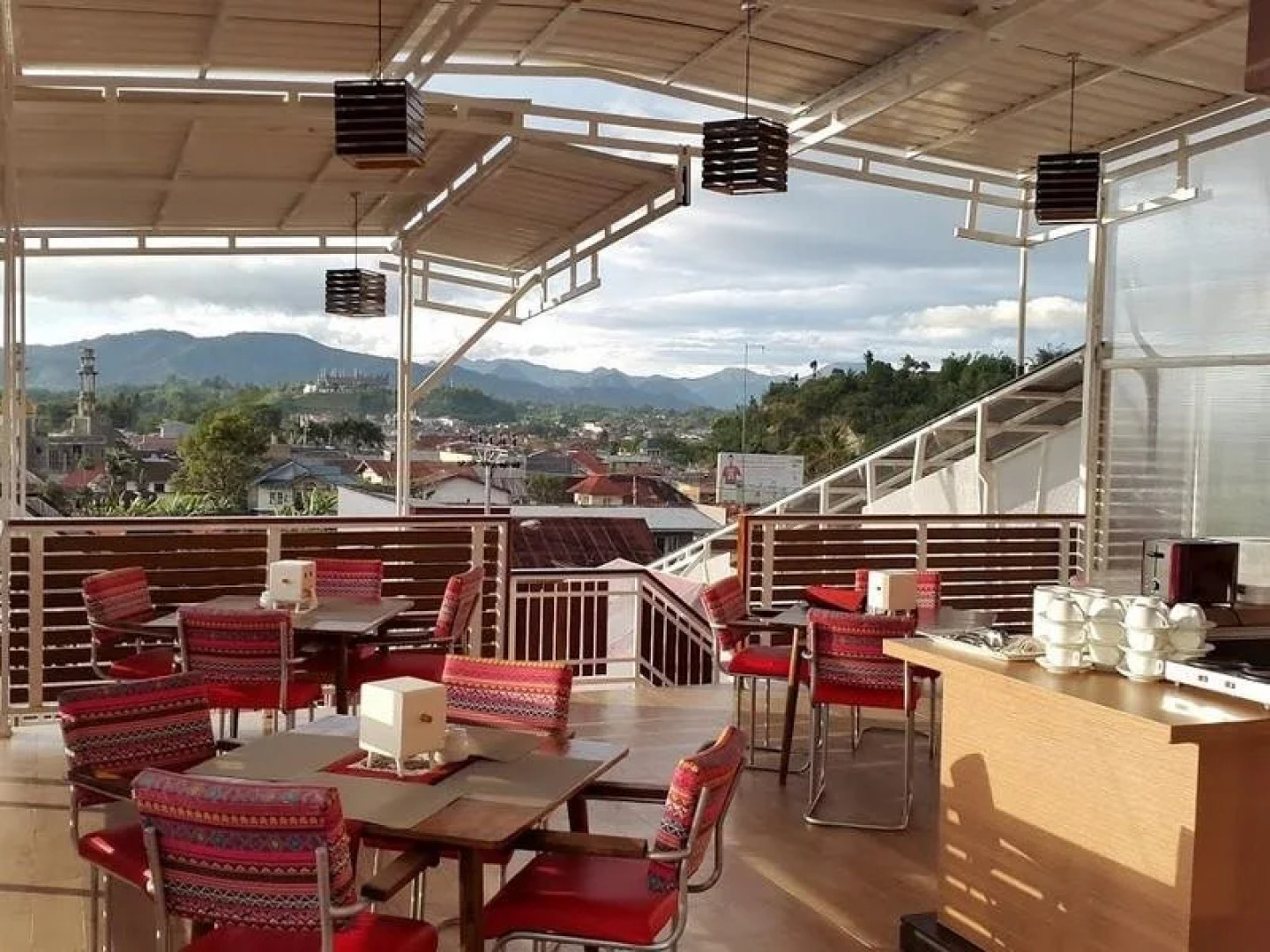 Treeli Boutique Hotel