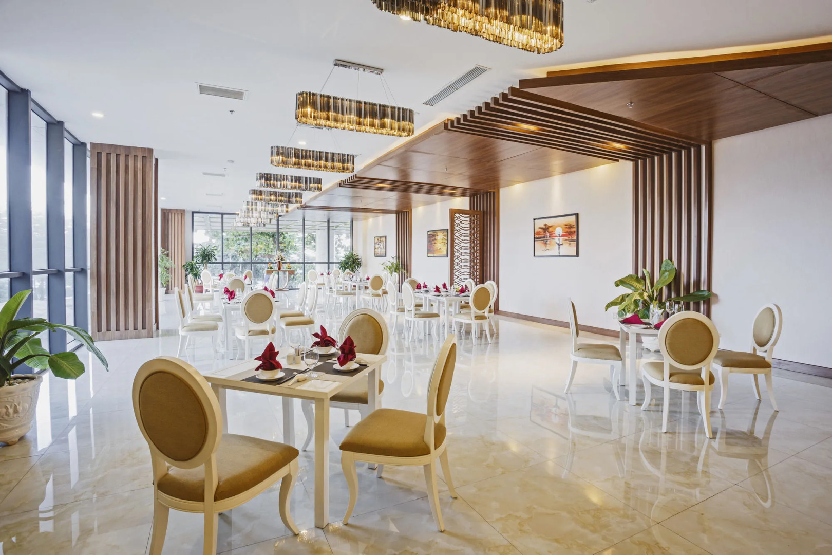 Muong Thanh Luxury Nha Trang Hotel