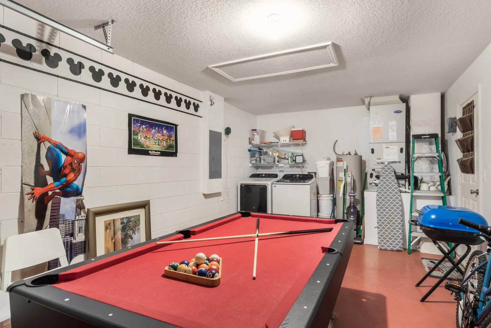 TCR1008RP - 5 beds pool home - Gated community