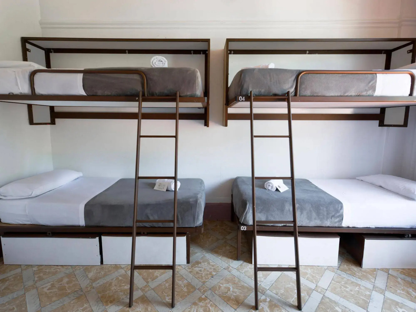 Casa Gracia Barcelona - Hostel