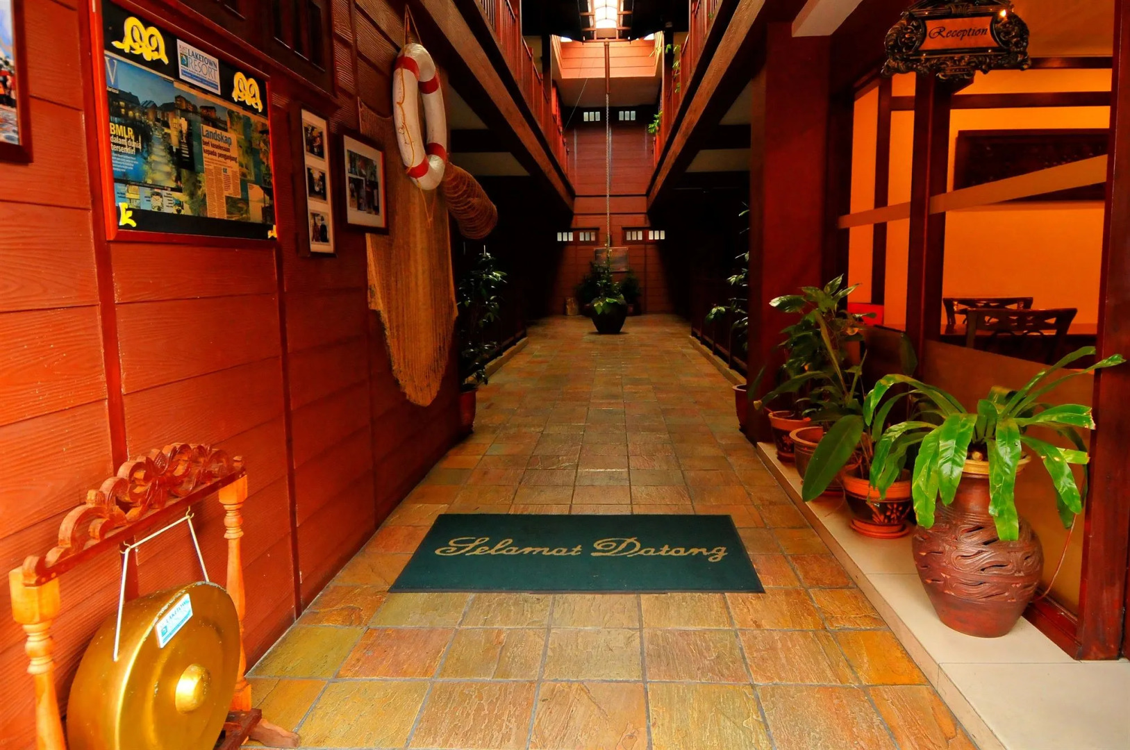 Bukit Merah Laketown Resort