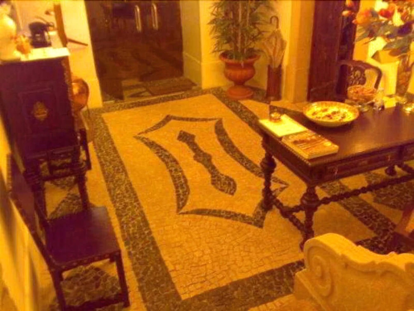 Casa Amarela TH & National Monument