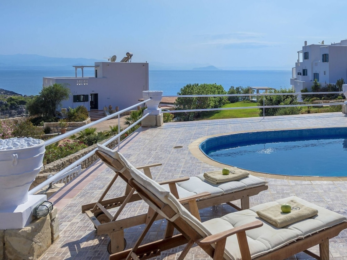 Cozy Villa Irida at Tersanas Chania with Private Pool near Beach & Restaurants