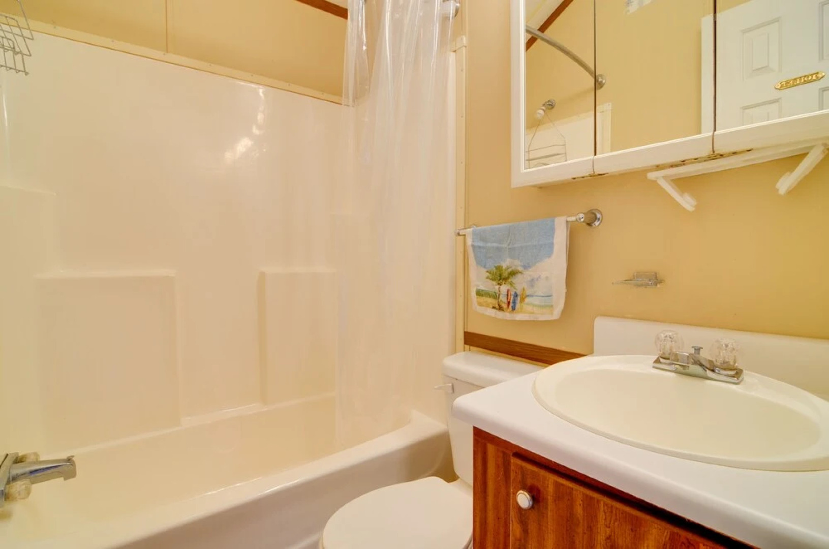 Cozy Tennessee Escape w/ Porch, Grill & Fire Pit!