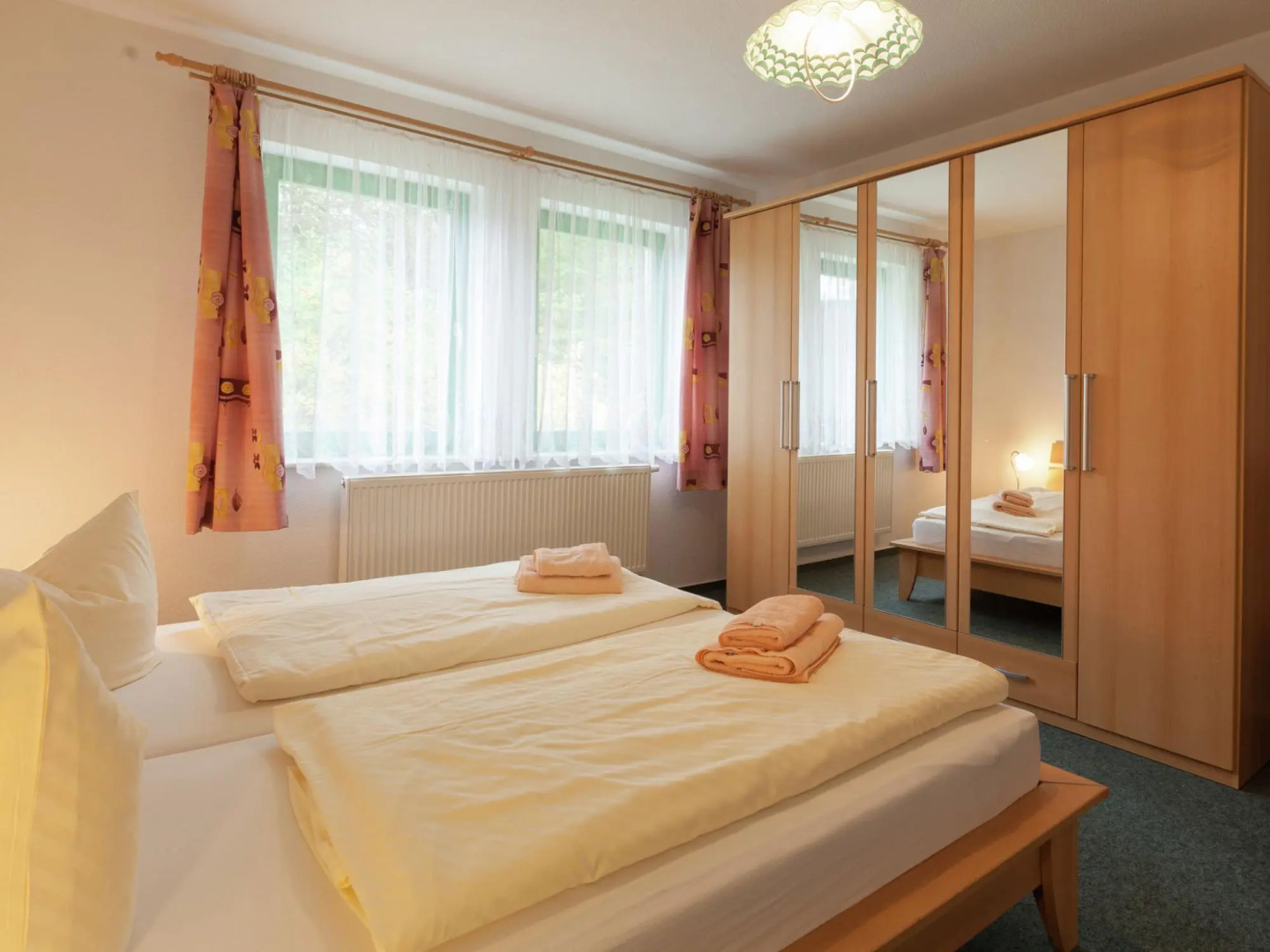 Modern Apartment in Reinhardtsdorf-Schona near Ski Slopes