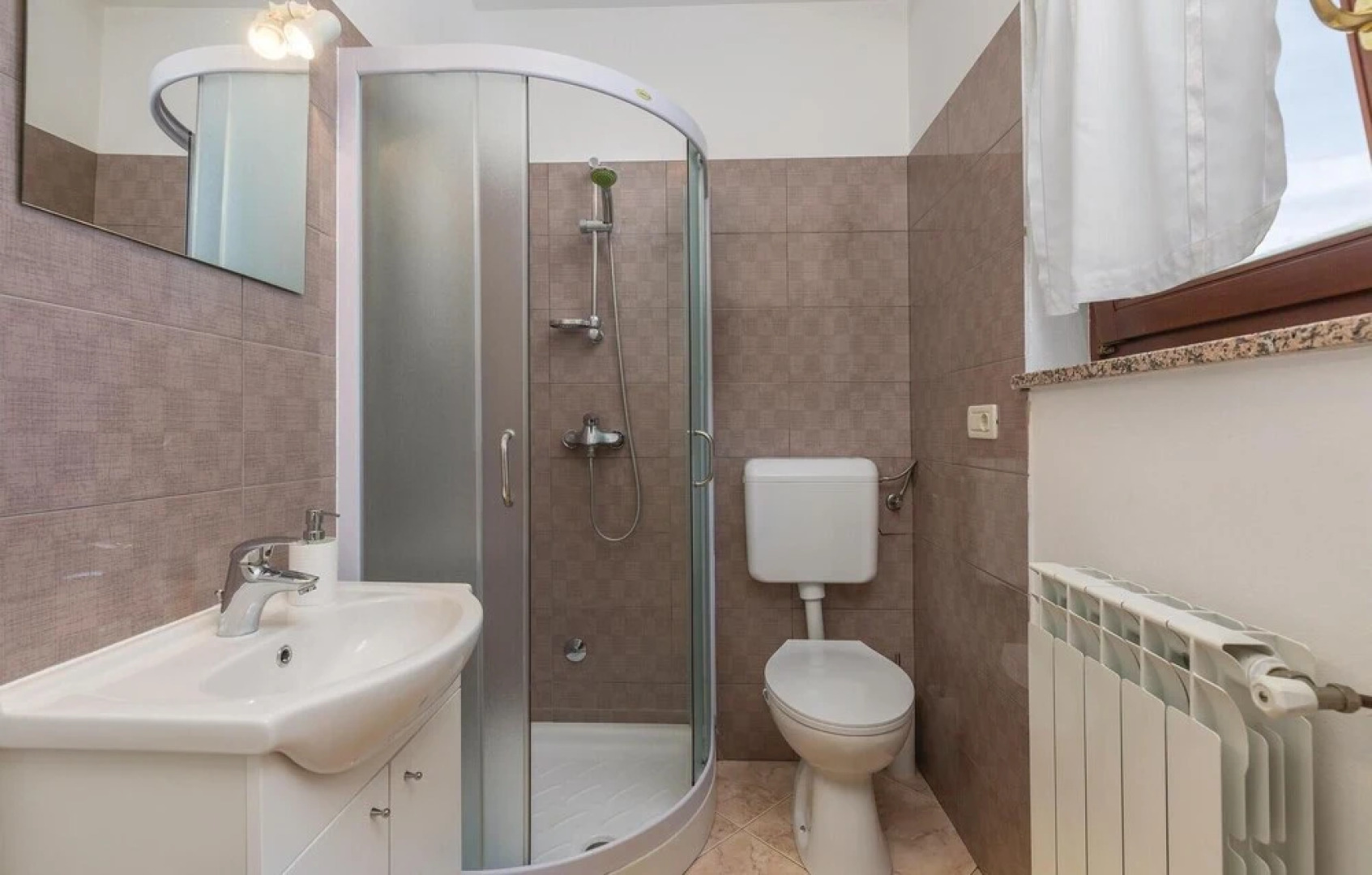 Amazing Home in Novigrad With Wifi and 3 Bedrooms