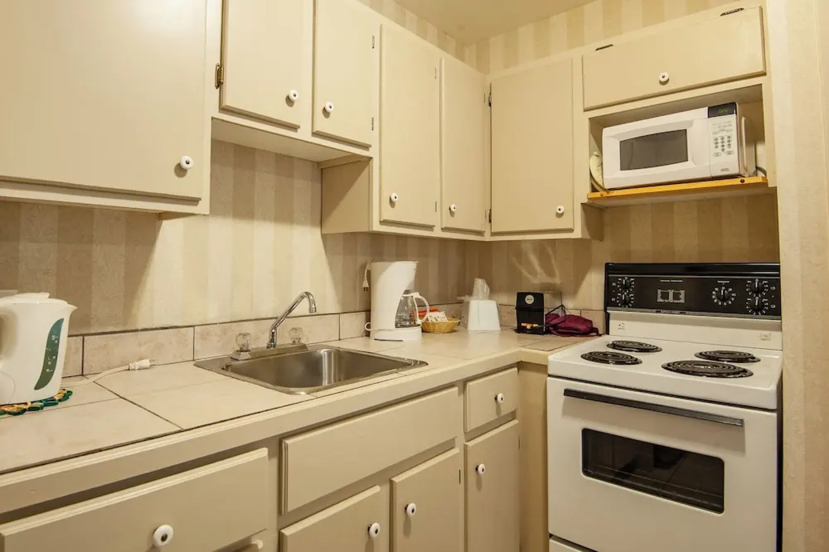 Cavendish Memotree Resort