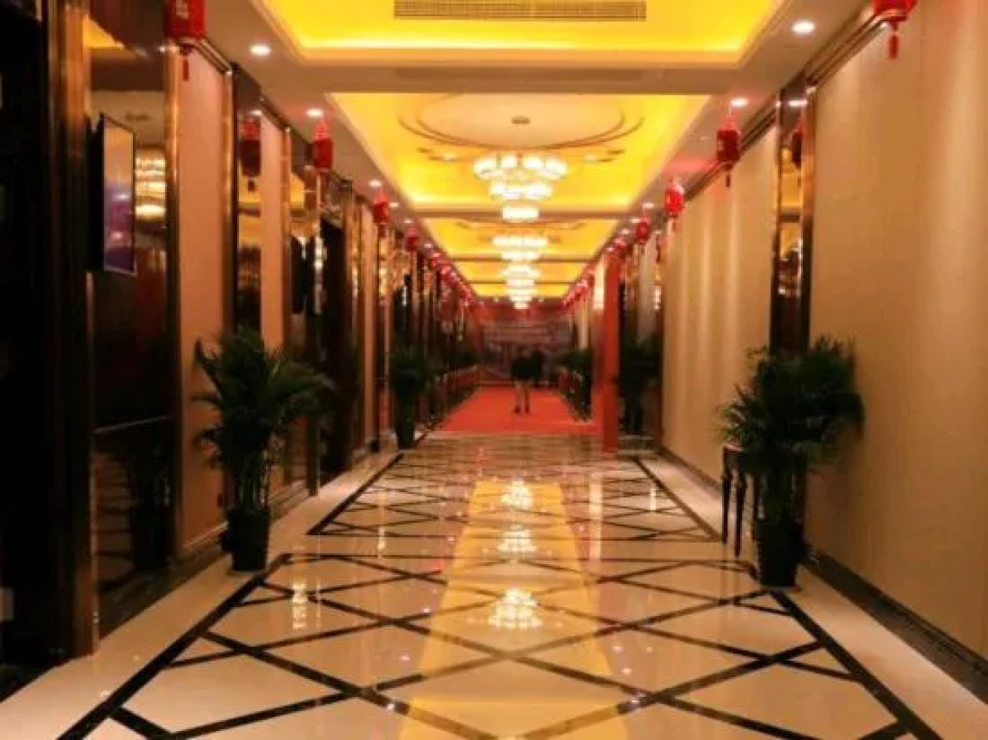 Hongman Hongfu Hotel (Guang'an Linshui Modern Life Hall)