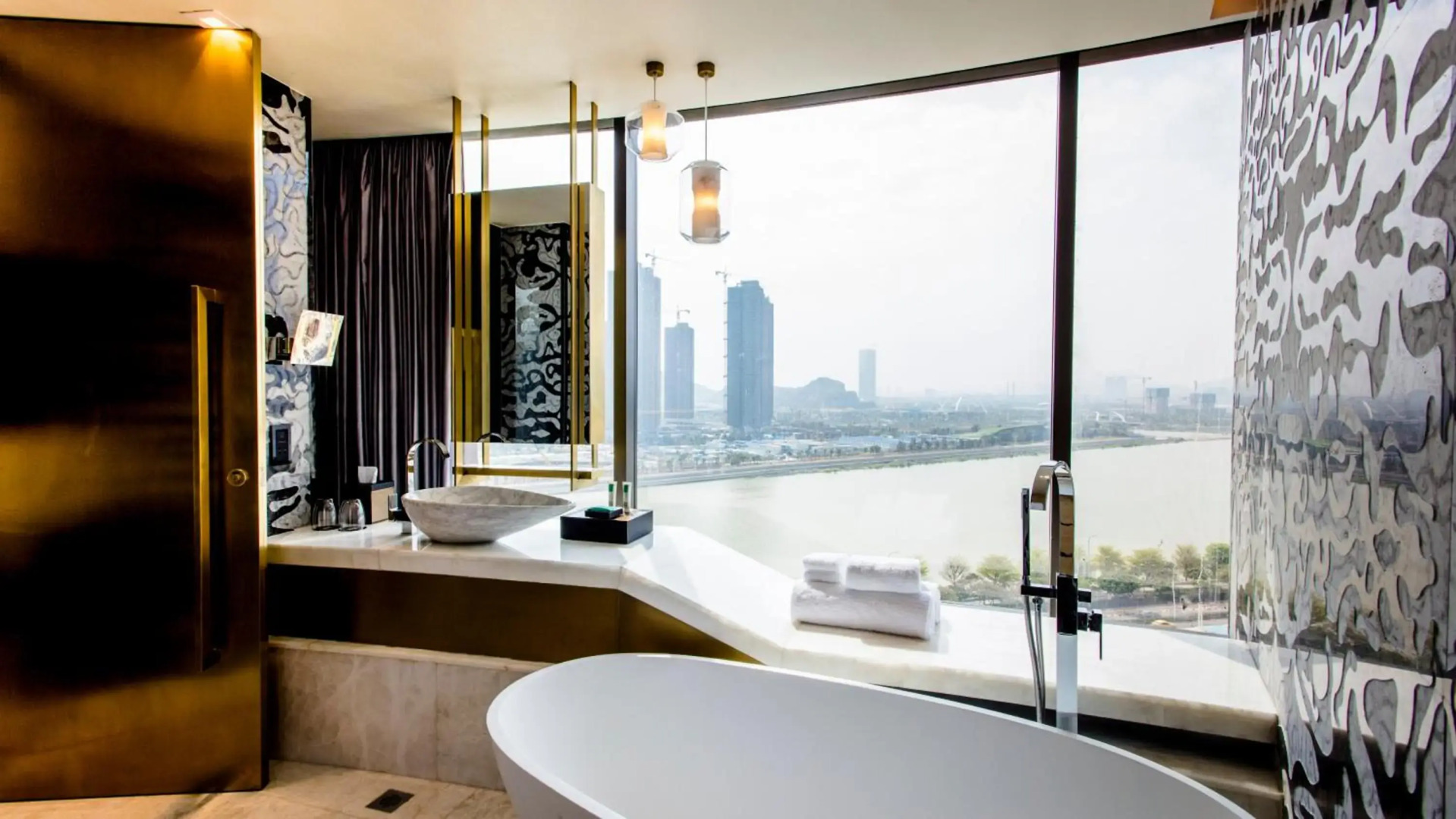 YOHO Hollywood Roosevelt Hotel