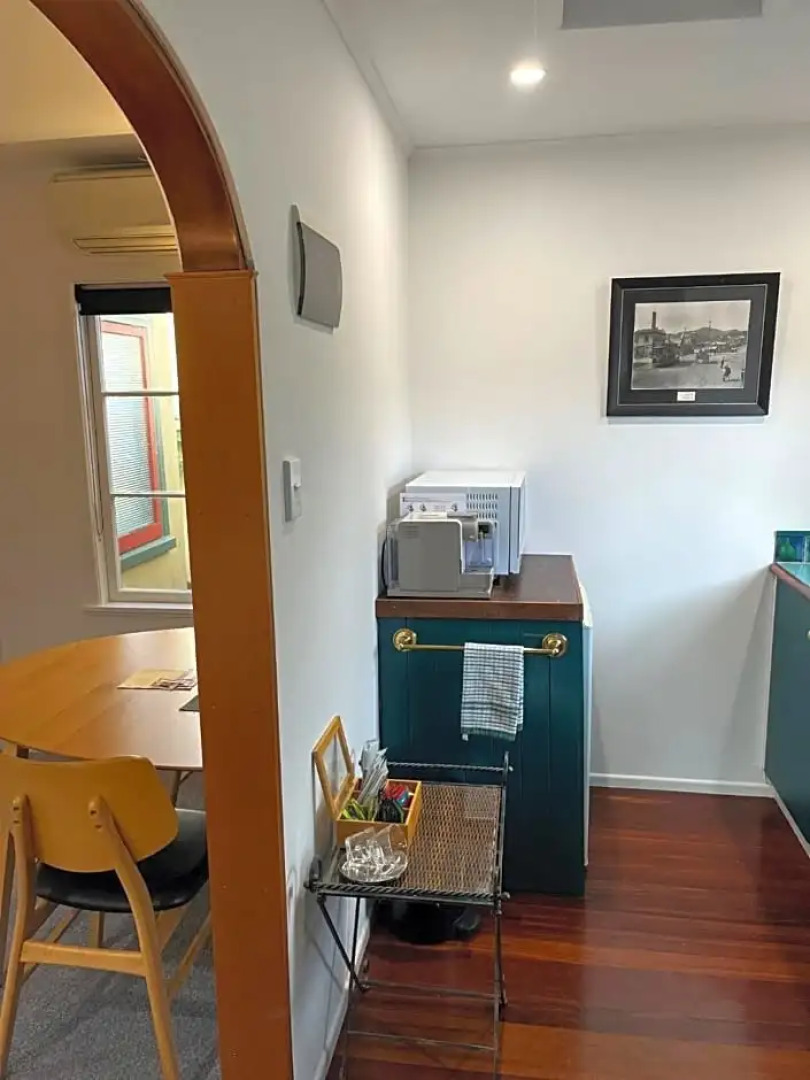 Shy Cottage and Studio