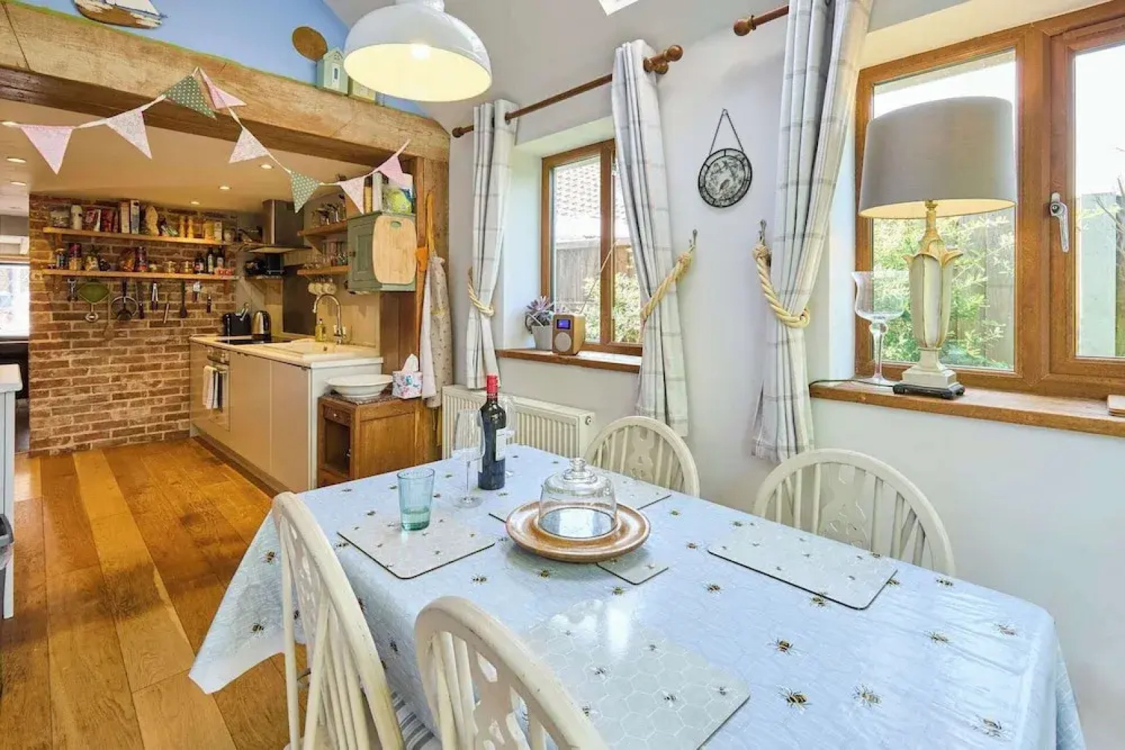 Host Stay Romney Cottage