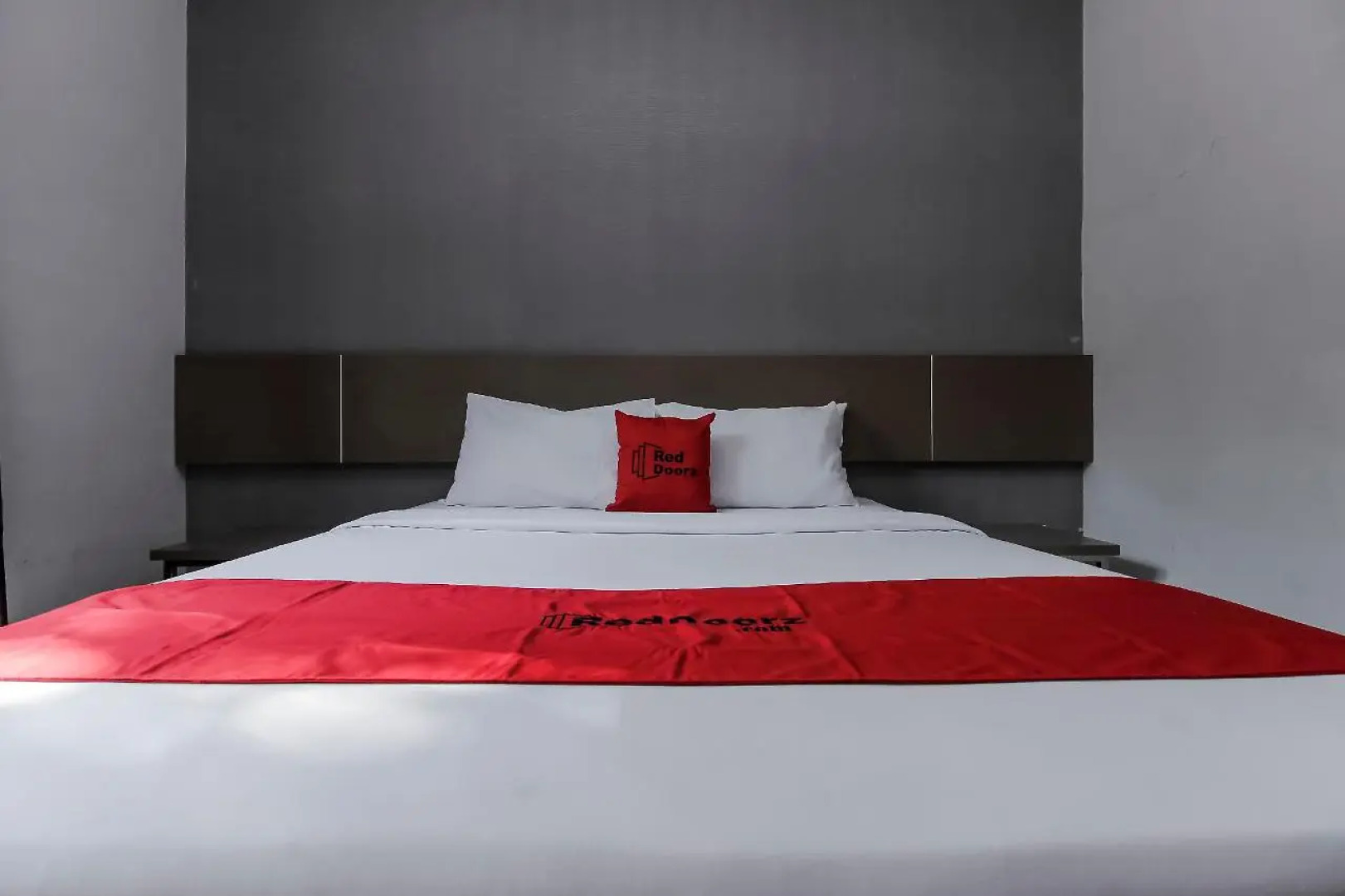 RedDoorz near Goa Sunyaragi