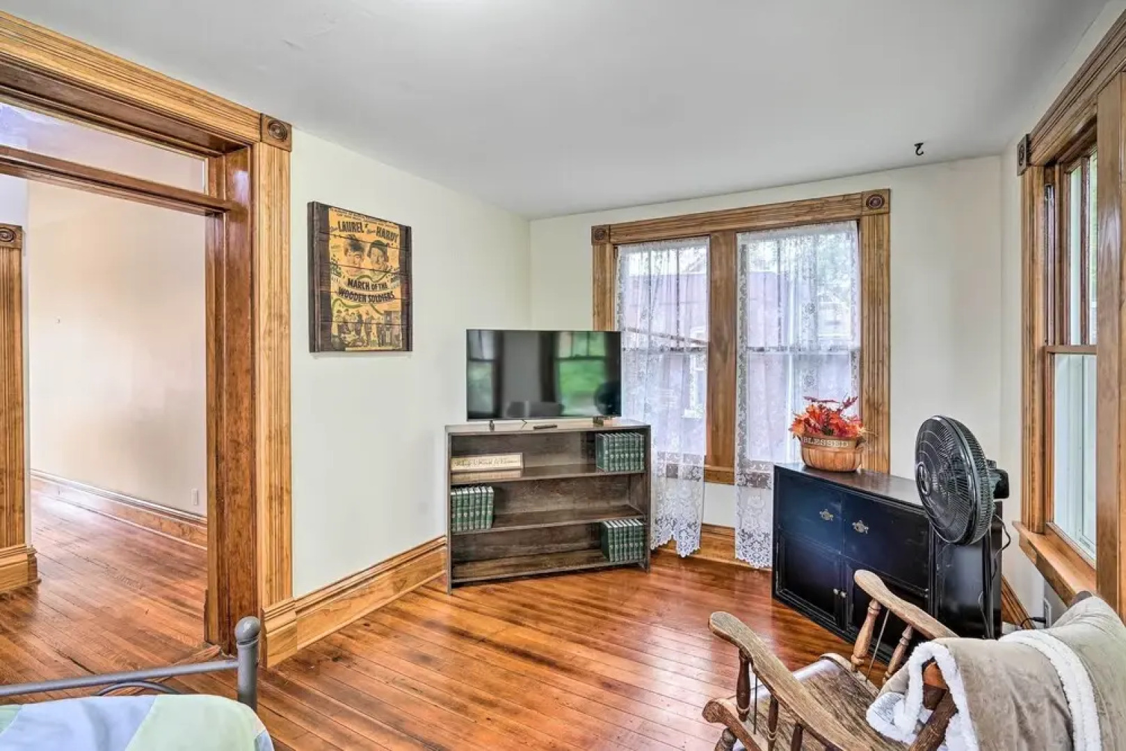 < 1 Mi to Downtown: Historic Dubuque Gem!