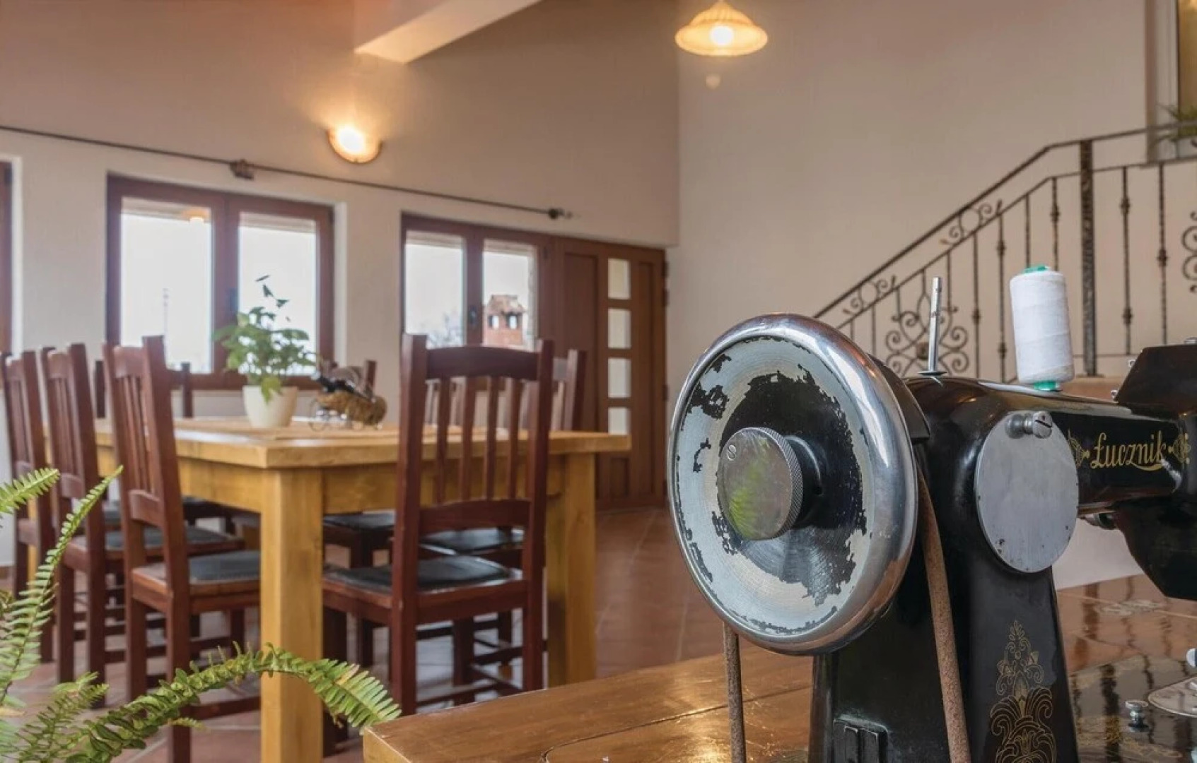 Beautiful Home in Sisan With Wifi and 5 Bedrooms