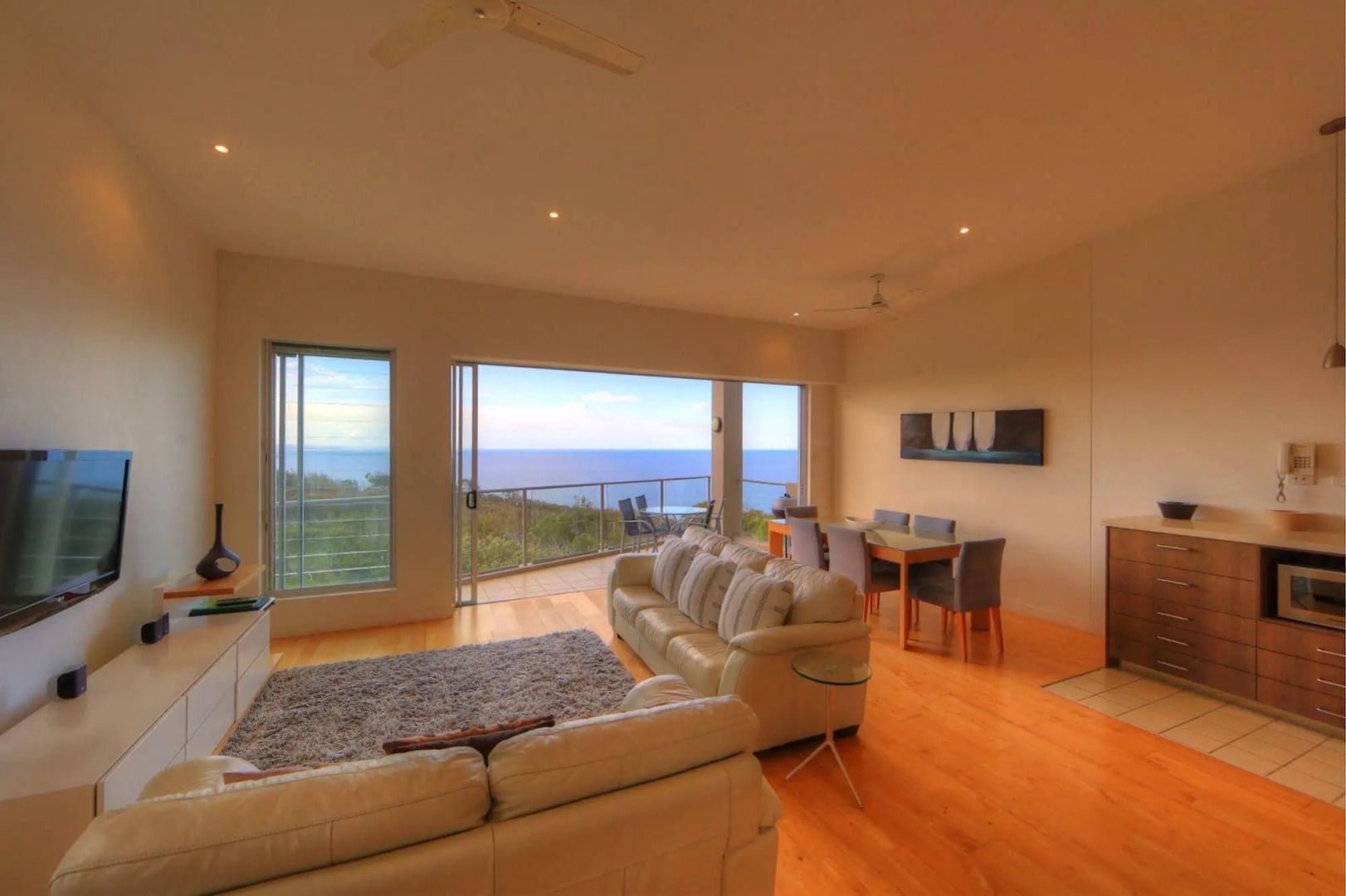 Rainbow Ocean Palms Resort