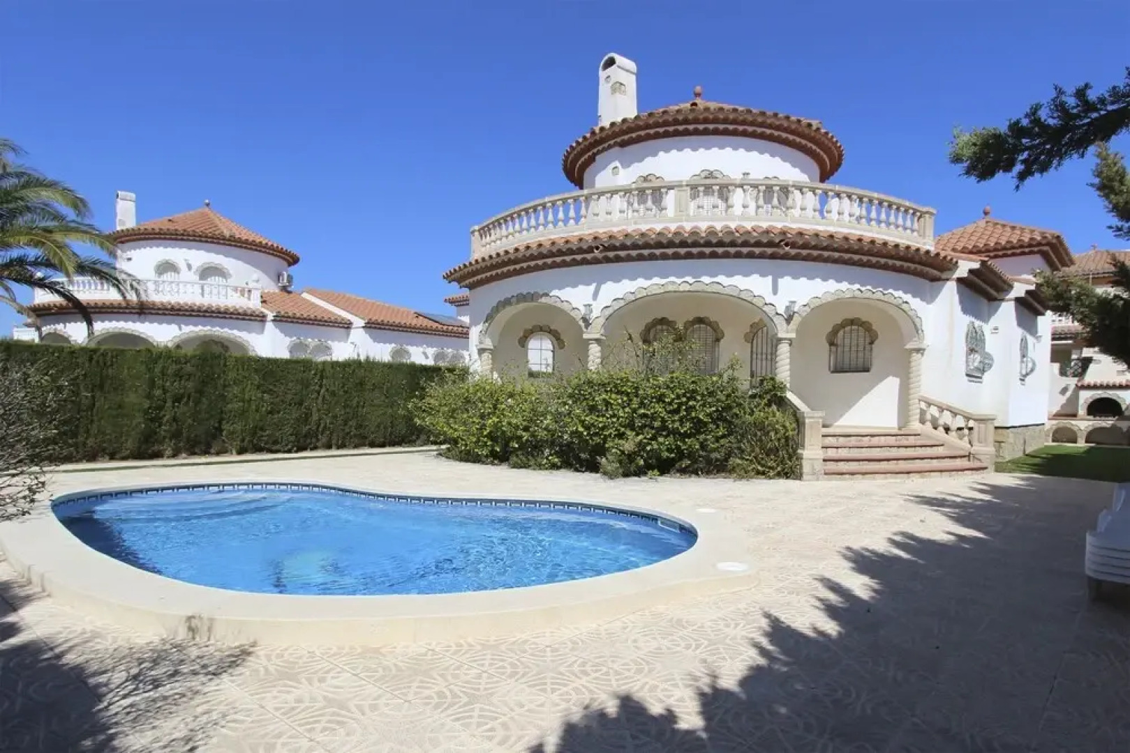 Sunrise Villa Cadiz B