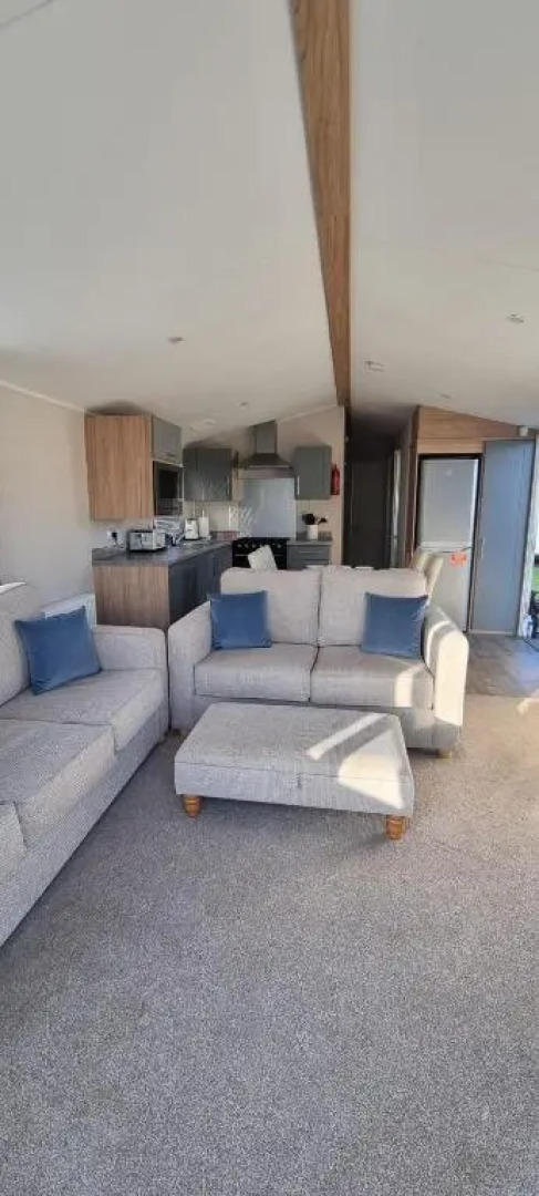 Parkview Caravan California cliffs