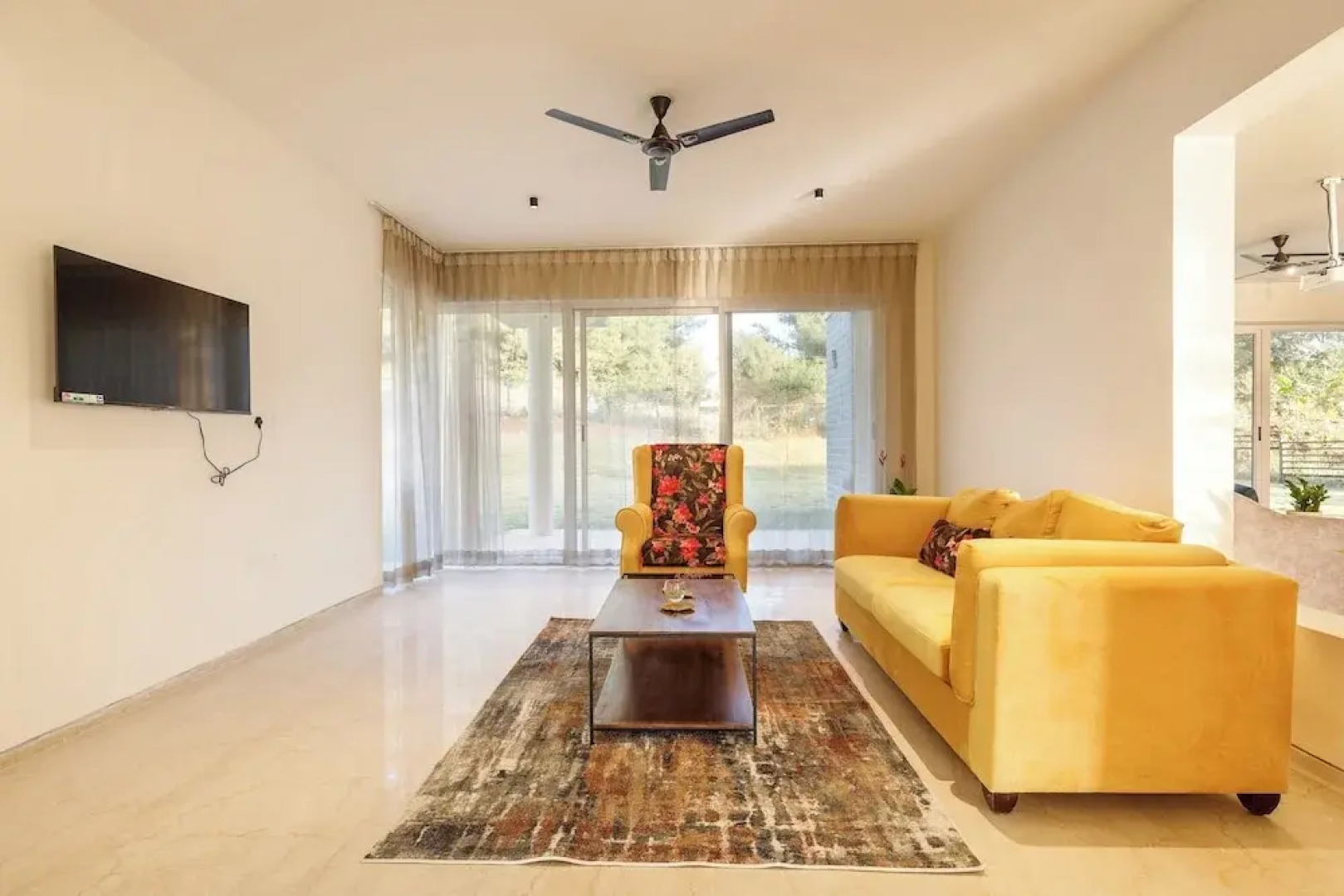 Royal County Villa by Stayjade