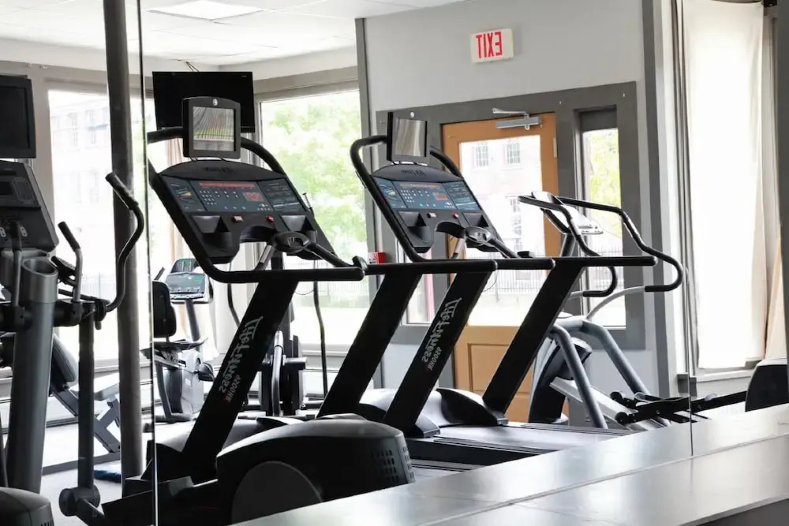 The Porches Inn at Mass MoCA