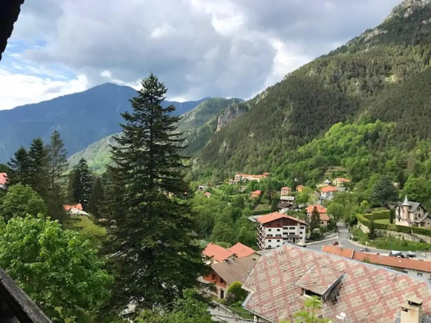 House with 3 Bedrooms in Saint-Martin-Vésubie, with Wonderful Mountain View, Furnished Terrace And Wifi - 7 Km From the Slopes