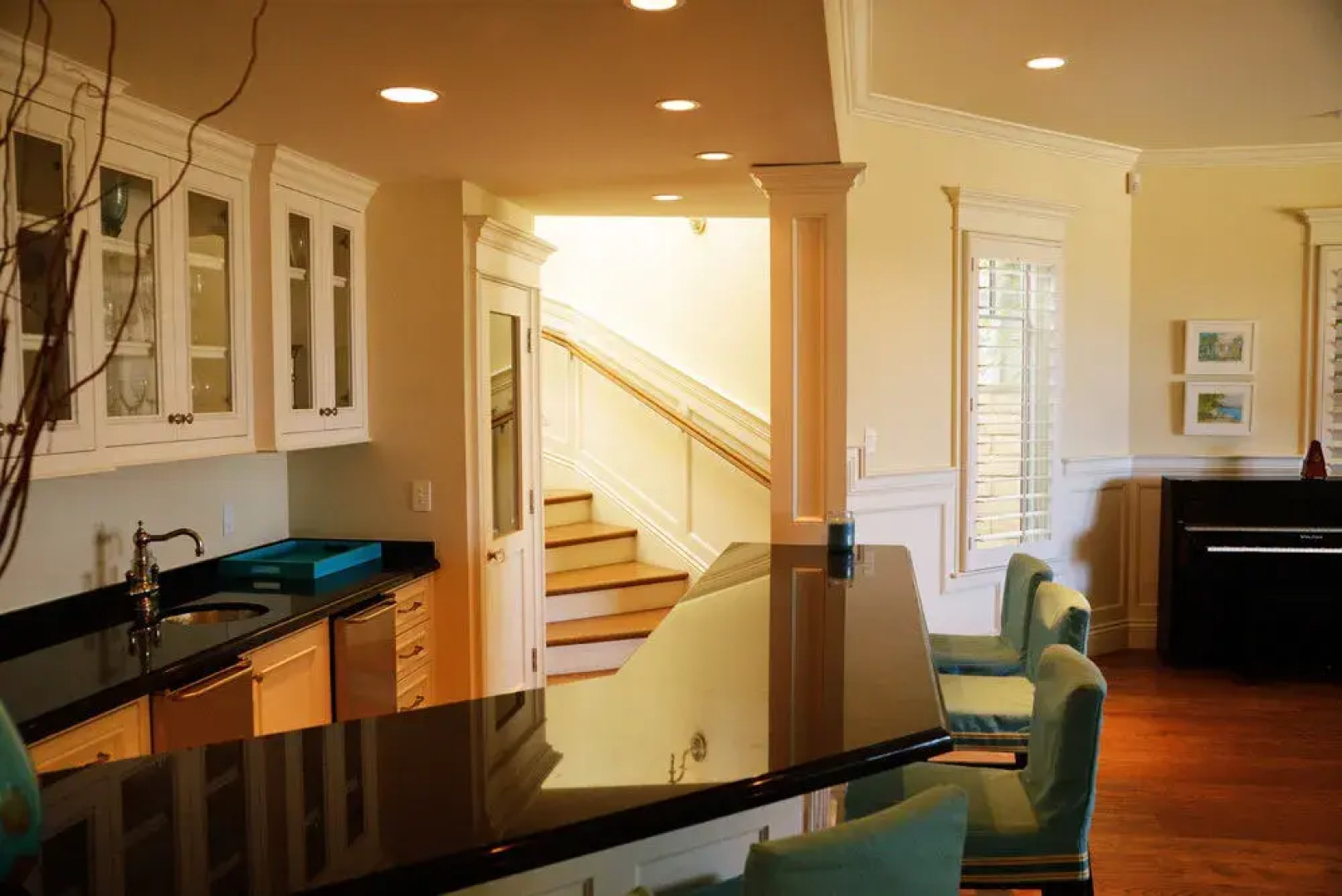 Luxurious French Style Oceanside Malibu House