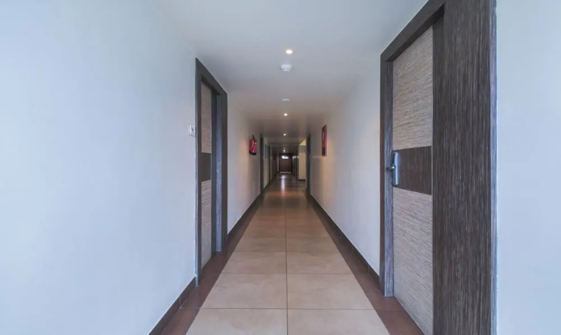 Itsy Hotels N Square