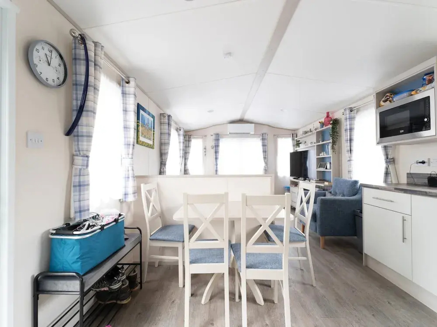 Chalet in Renesse Near Sandy Beaches