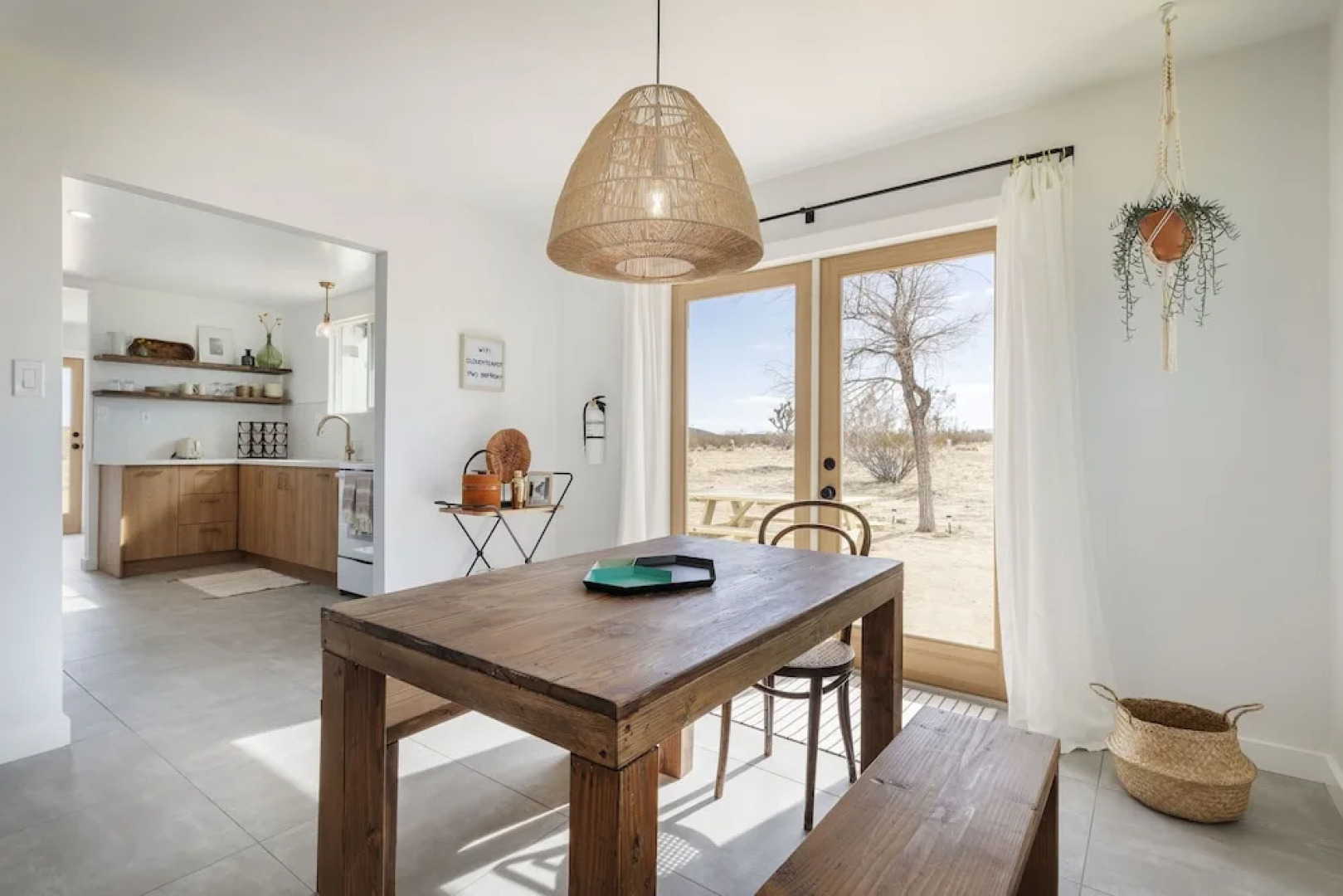 Mojave Mesa - Desert Views & Desert Style 1 Bedroom Home by RedAwning