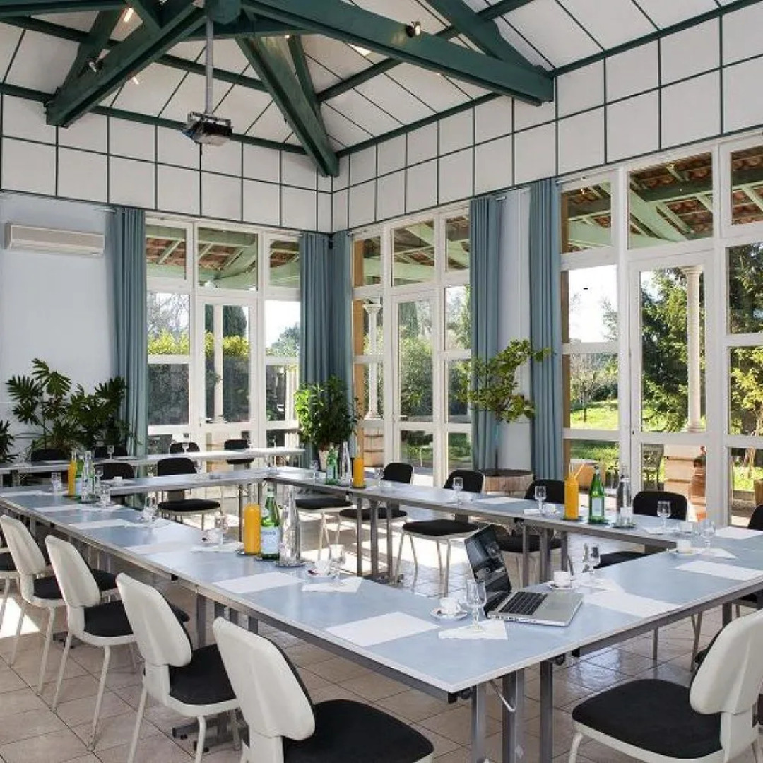 Logis Hostellerie Domaine De La Reynaude