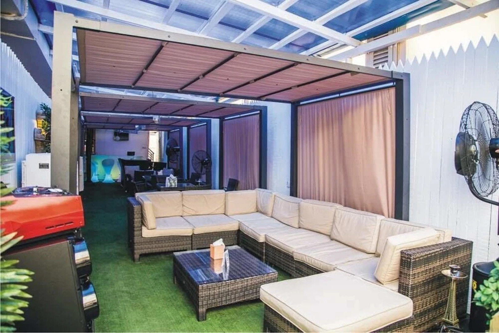 Le Paris Continental Hotel