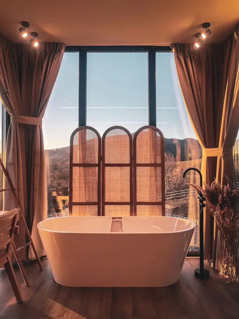 Moon Valley Comarnic