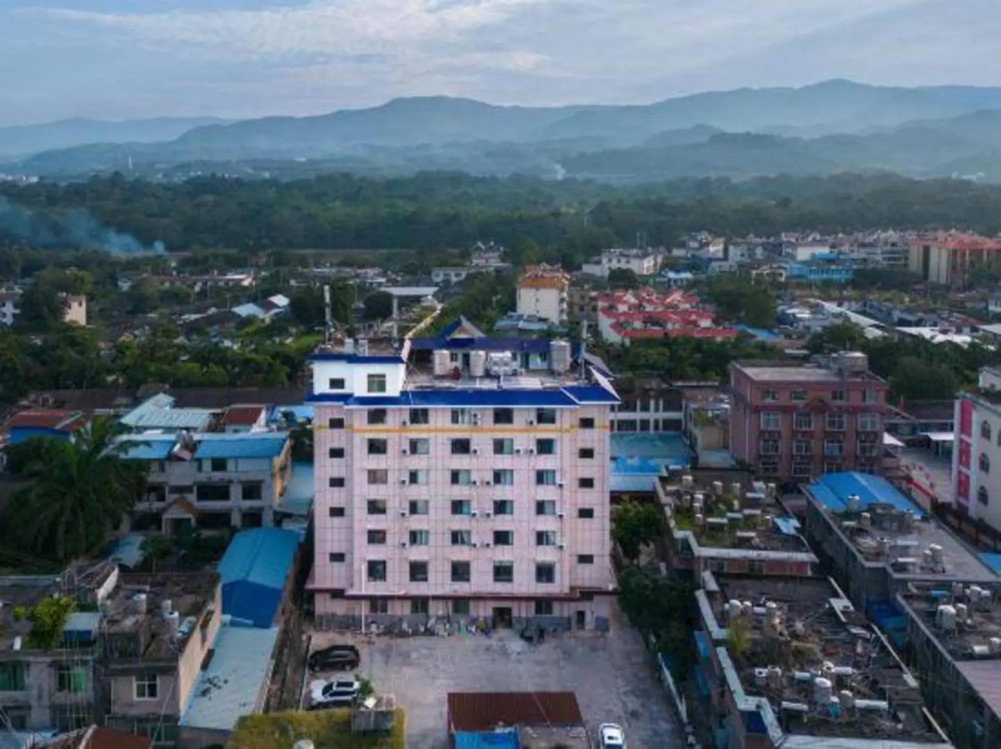 Jinjiangyuan Hoilday Hotel