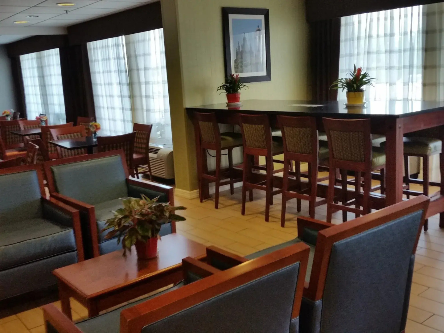 Holiday Inn Express & Suites Allentown-Dorney Park Area by IHG