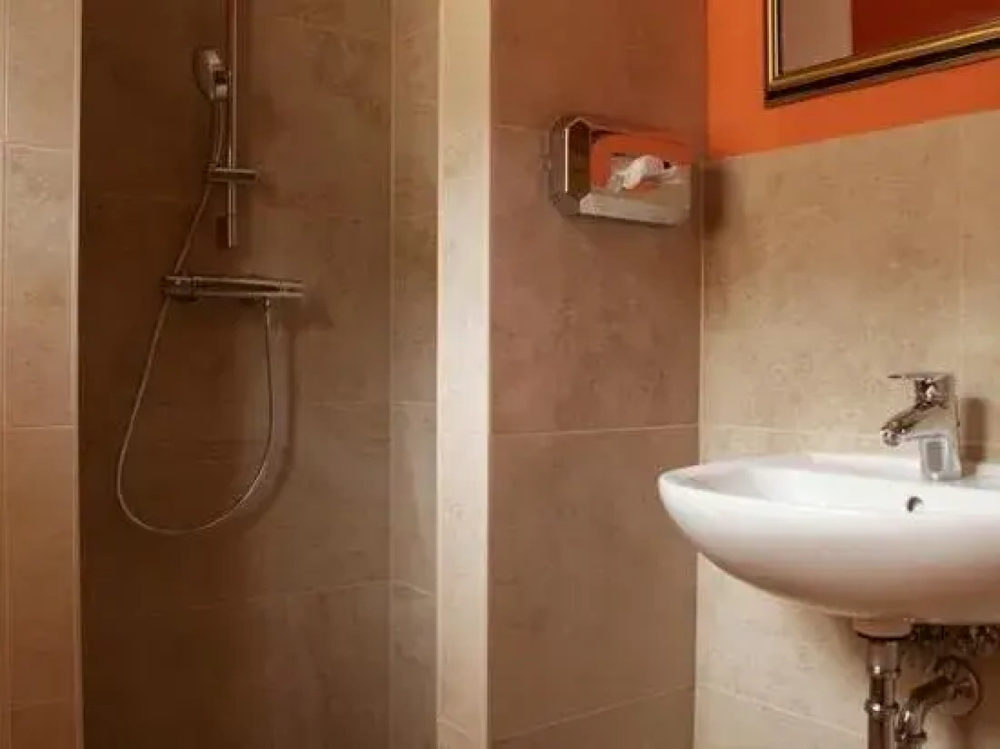 Seminar- und Gästehaus Flussbad Gartenstrasse