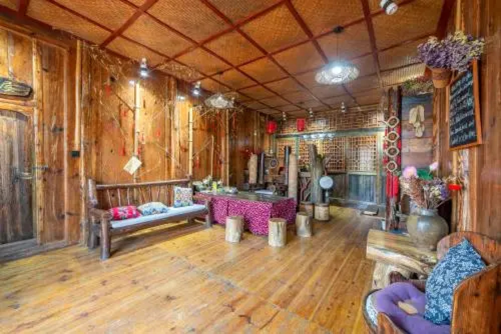 Zhangjiajie Lodge In The Forest