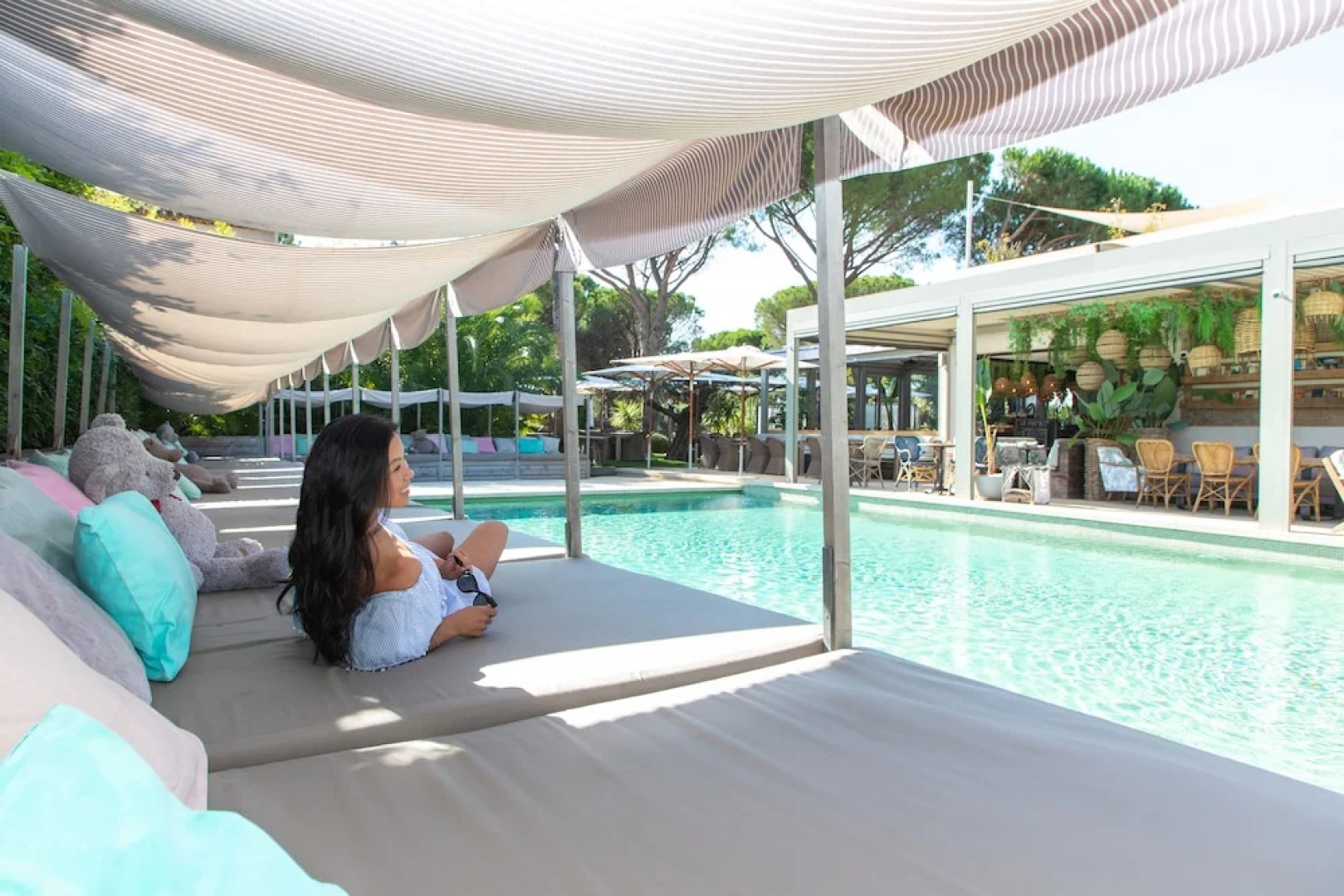 Font Mourier - INH 32236