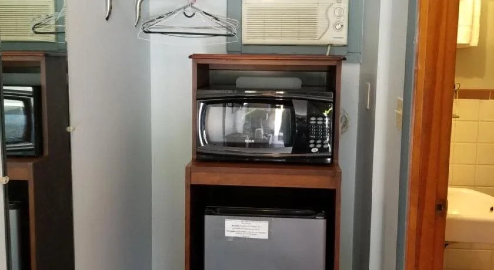 White Mountain Motel And Cottages