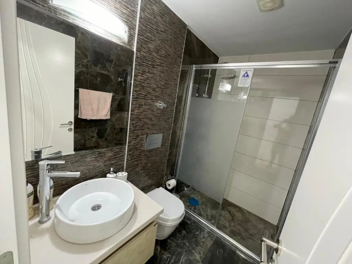 Flat 2 Bedrooms 1 Bathroom - Kyrenia