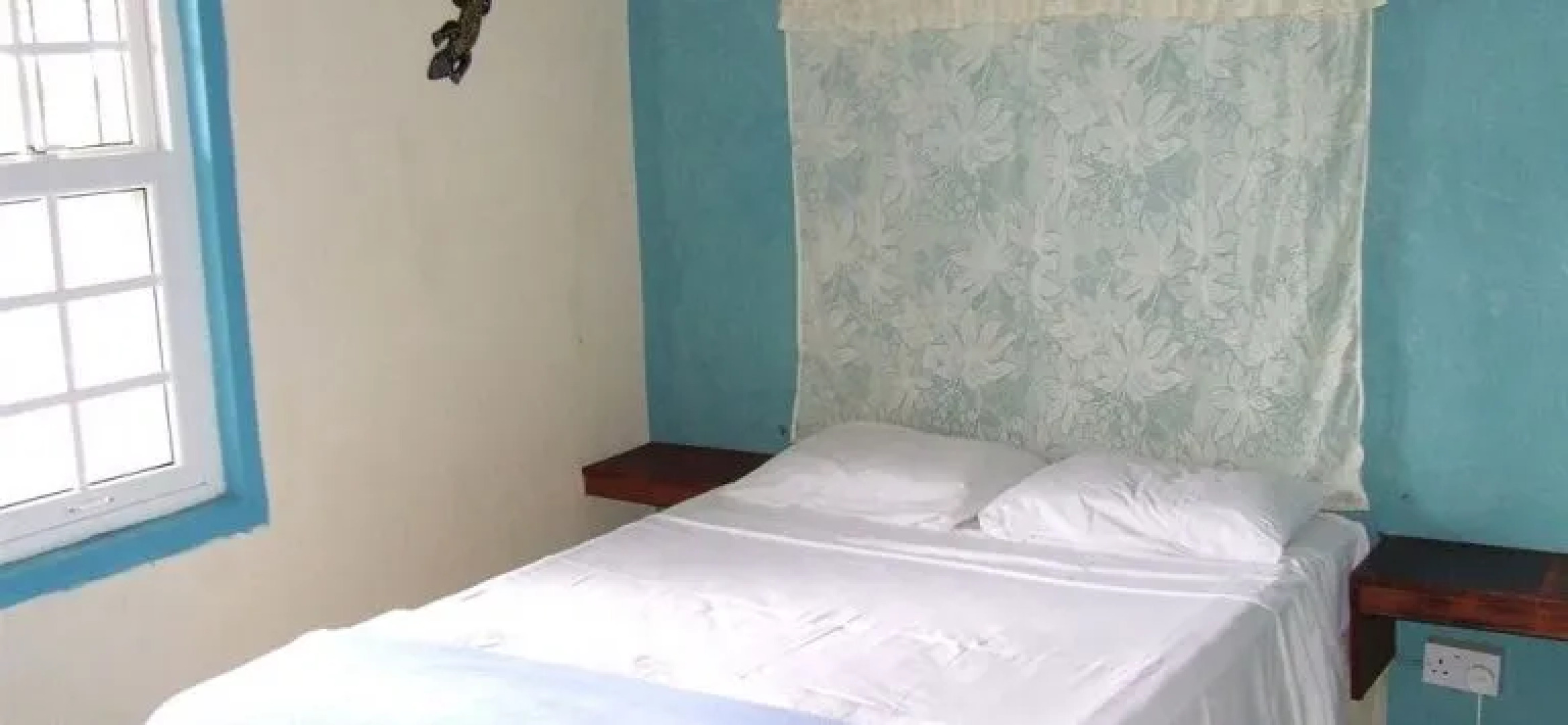 Dominica's Sea View Apartment