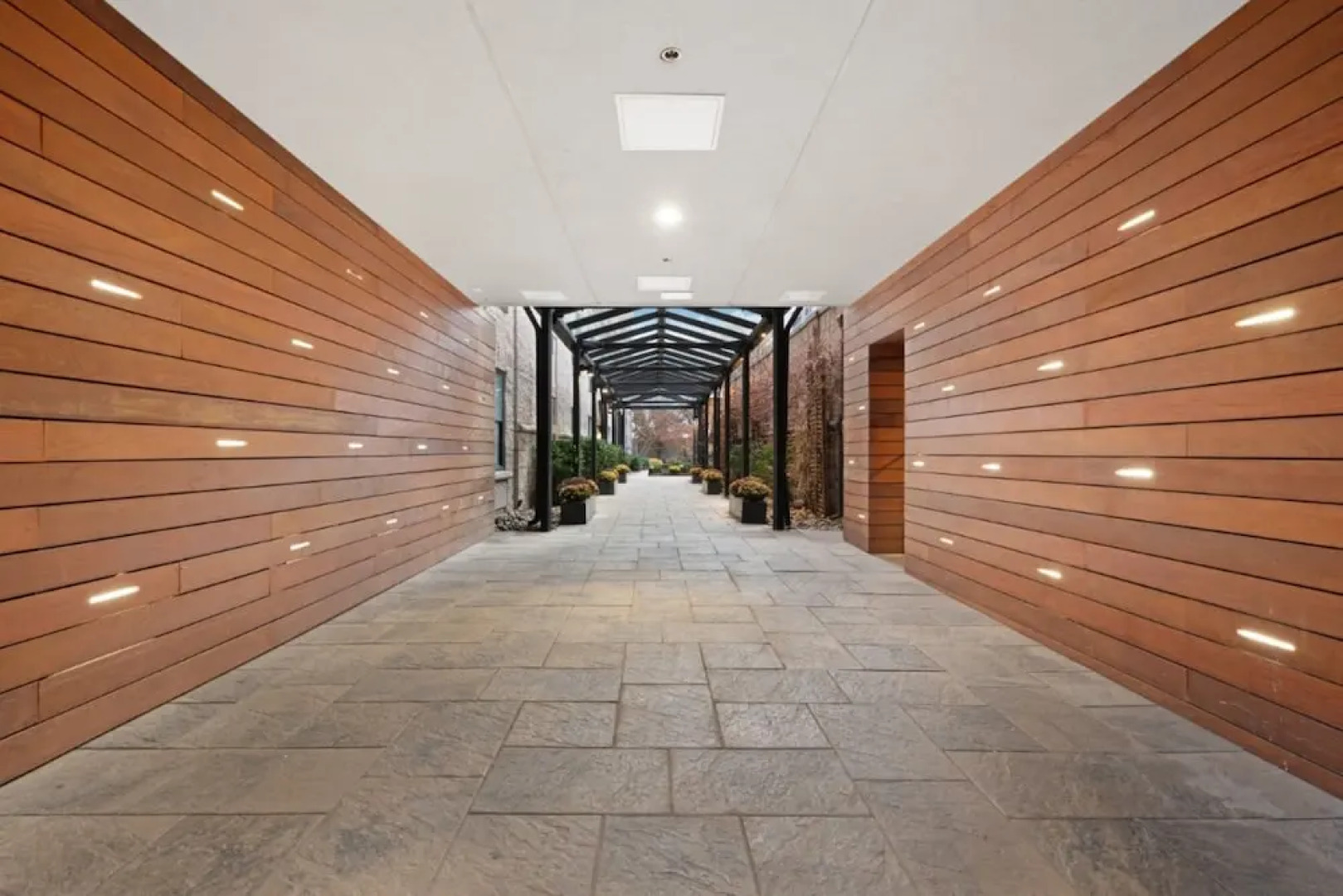 Global Luxury Suites at Monroe