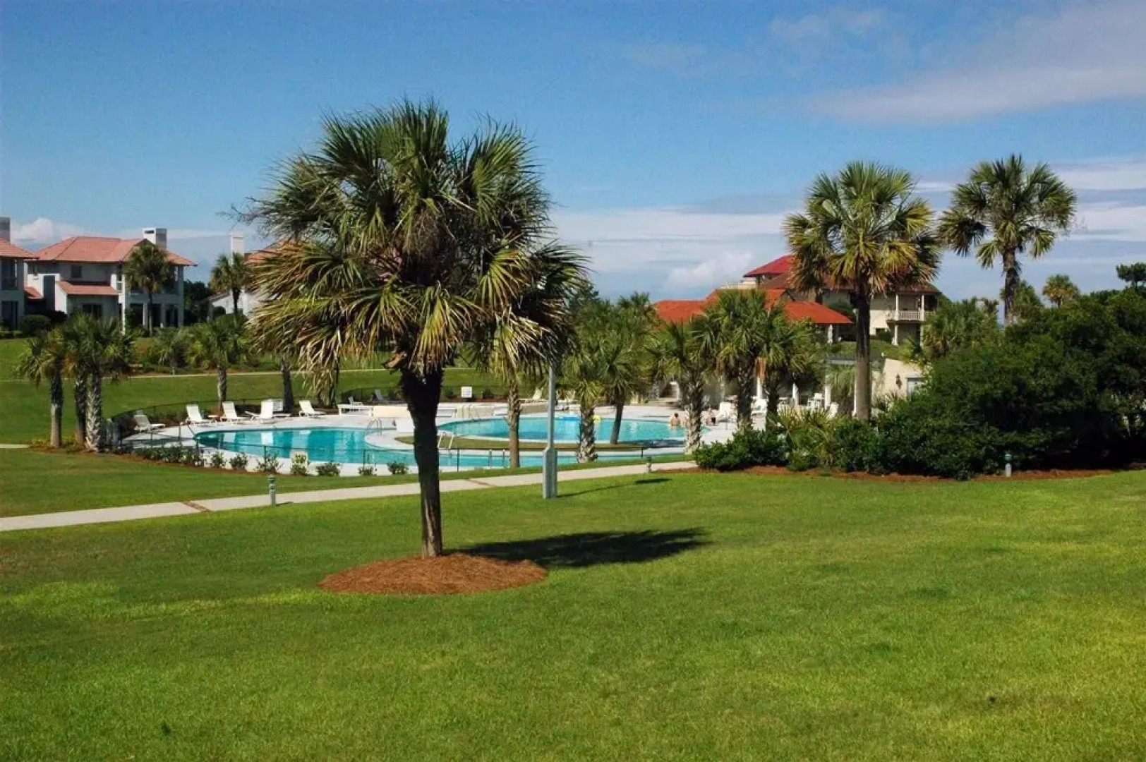 205 PPV La Plage 4 Br villa by RedAwning