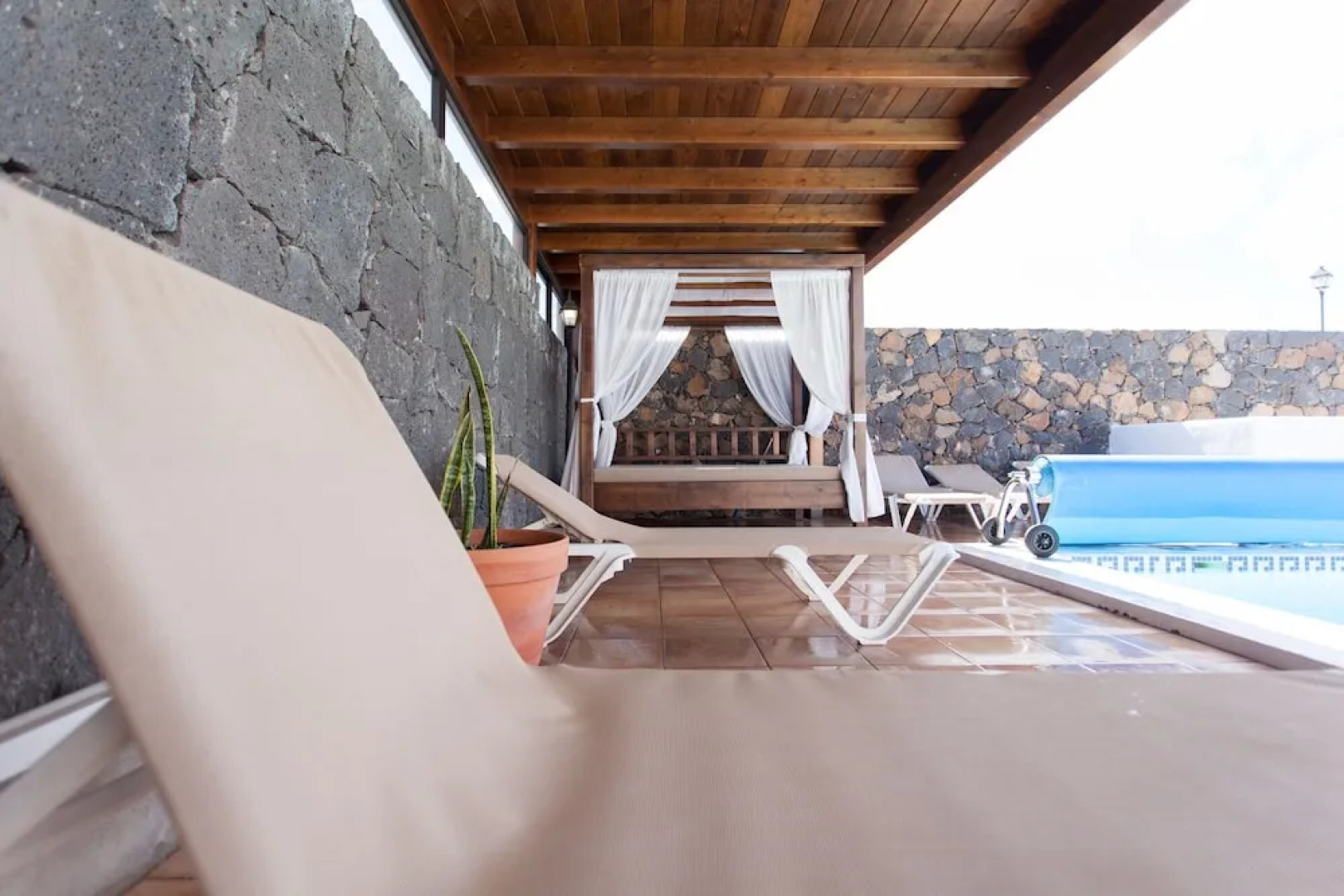 Apartamentos El Callao II