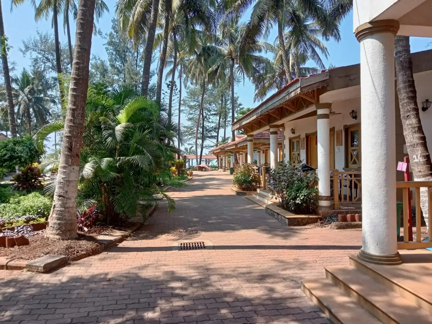 Golden Swan Beach Resort